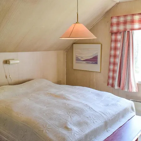 4 Bedroom Cozy In *